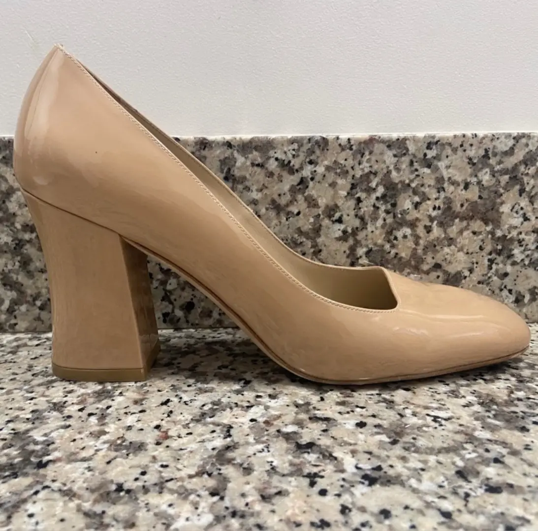 Stuart Weitzman 块跟曲线块 85 泵-裸色专利尺寸 9.5-