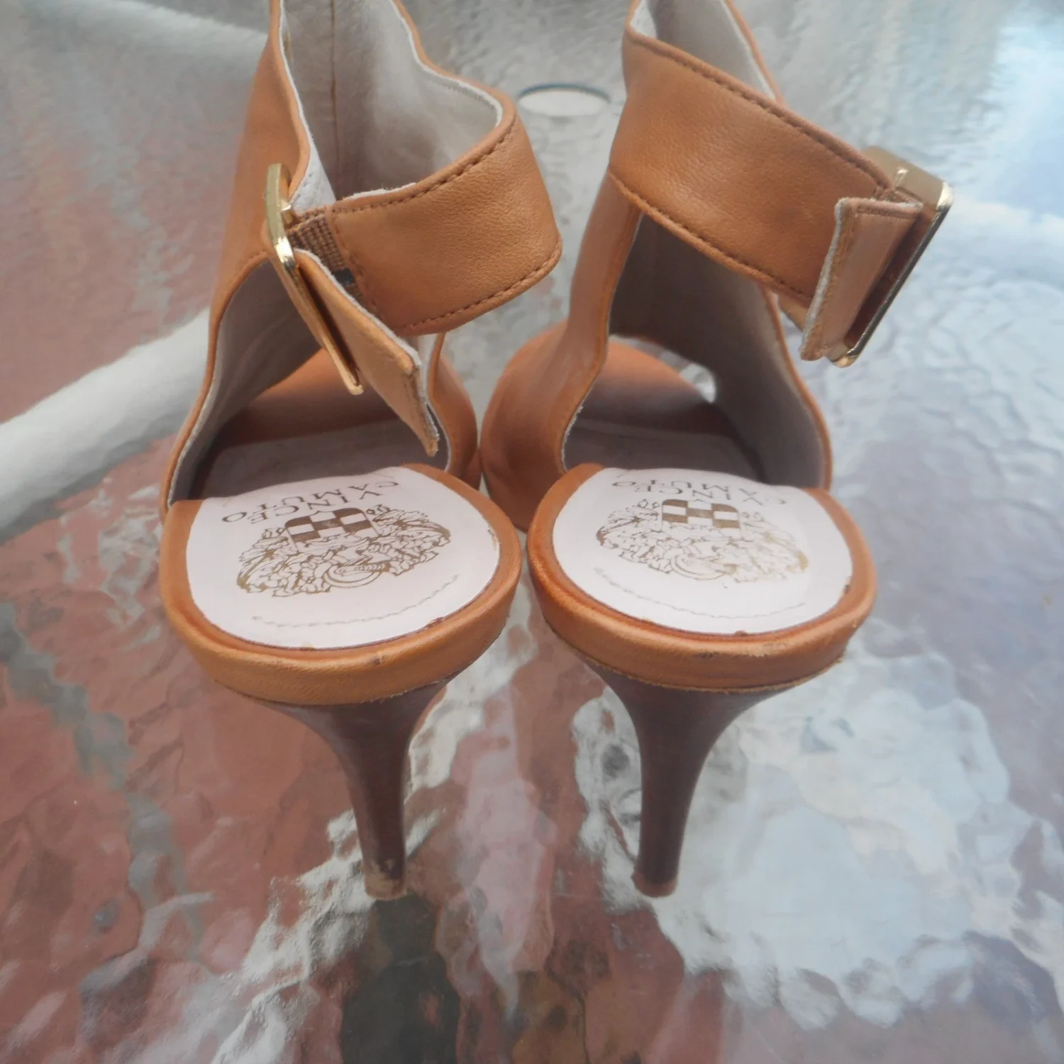 Vince Camuto VC-Nissah 皮革露跟棕色 8M-