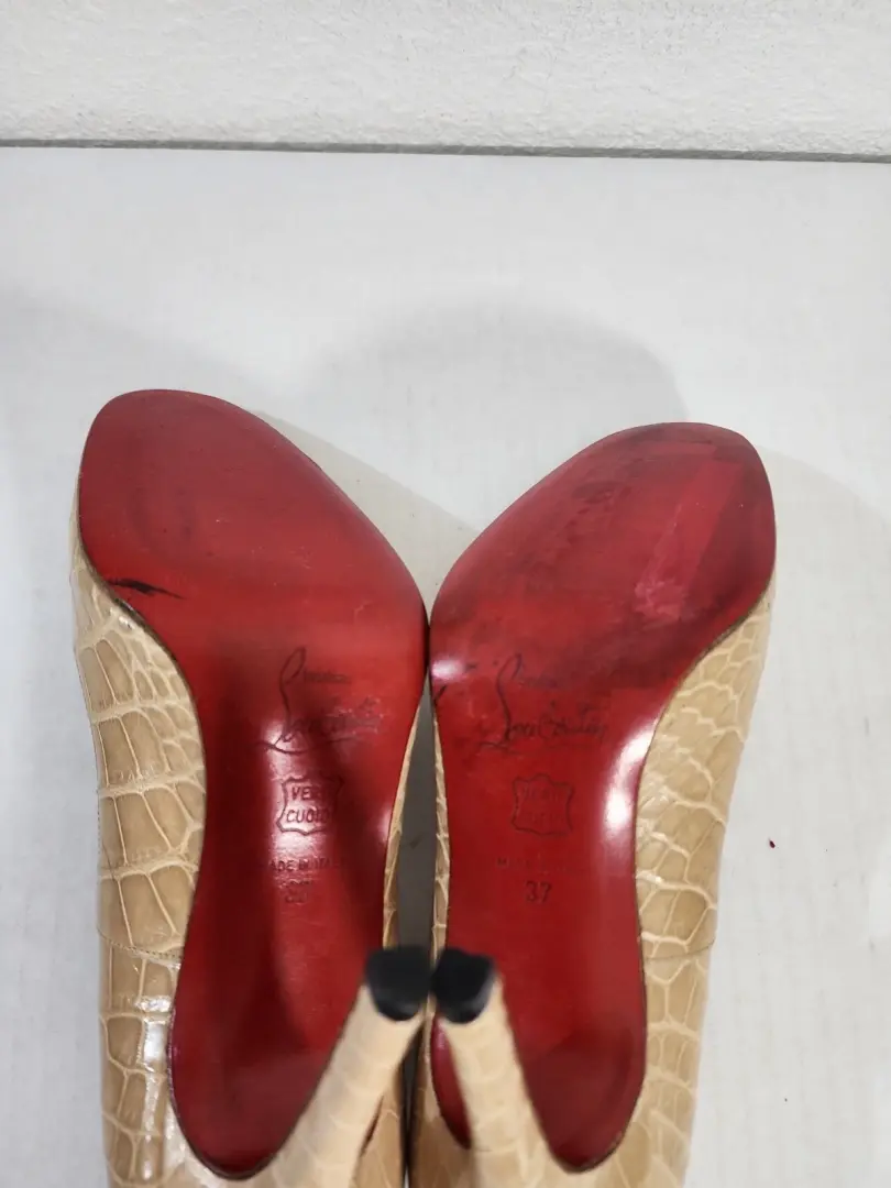 Christian Louboutin 女式复古高跟鞋压花皮革裸色高跟鞋 37 码-