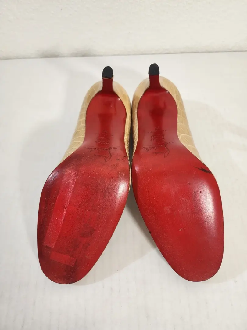 Christian Louboutin 女式复古高跟鞋压花皮革裸色高跟鞋 37 码-