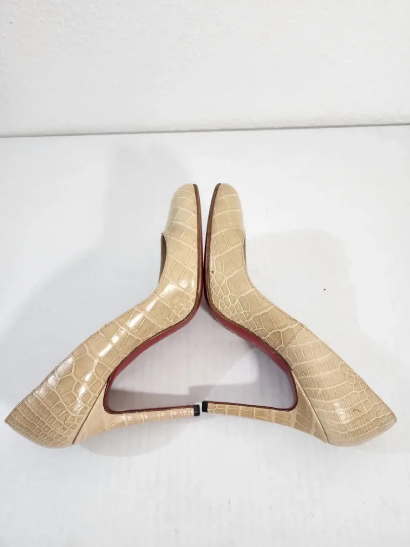 Christian Louboutin 女式复古高跟鞋压花皮革裸色高跟鞋 37 码-