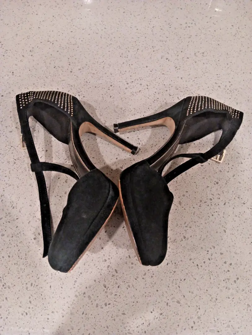 Jessica Simpson 麂皮绒黑色高跟鞋黑色表带-