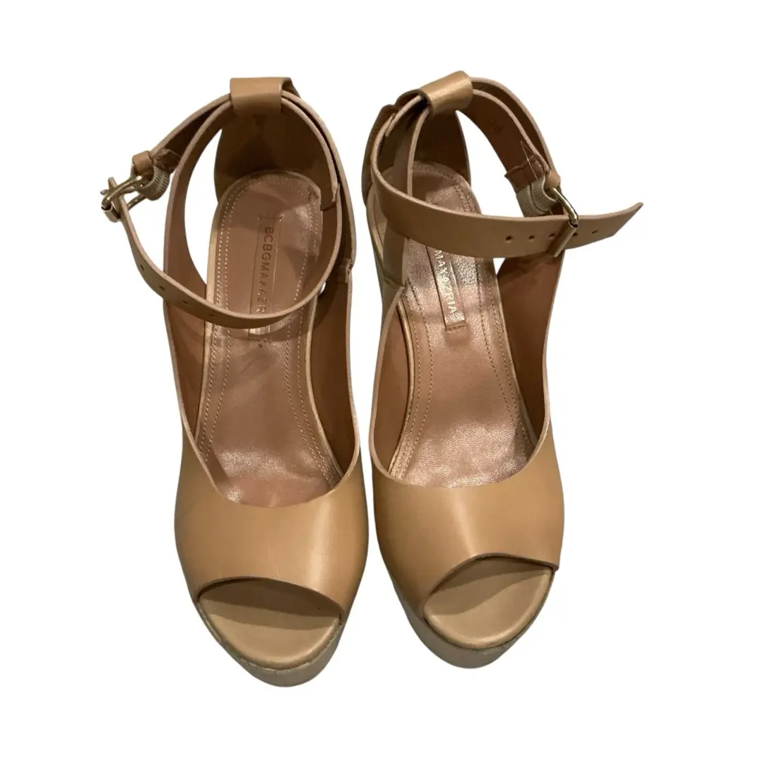 BCBG Maxaria Kyara 裸色皮革楔形凉鞋踝带 8 码-