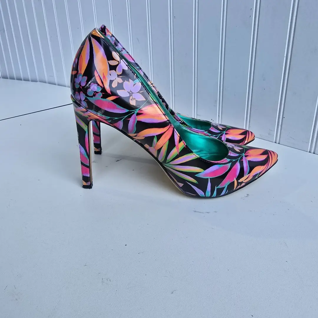 Nine West Tatiana 花卉女式高跟鞋美国 8 M 码多色-