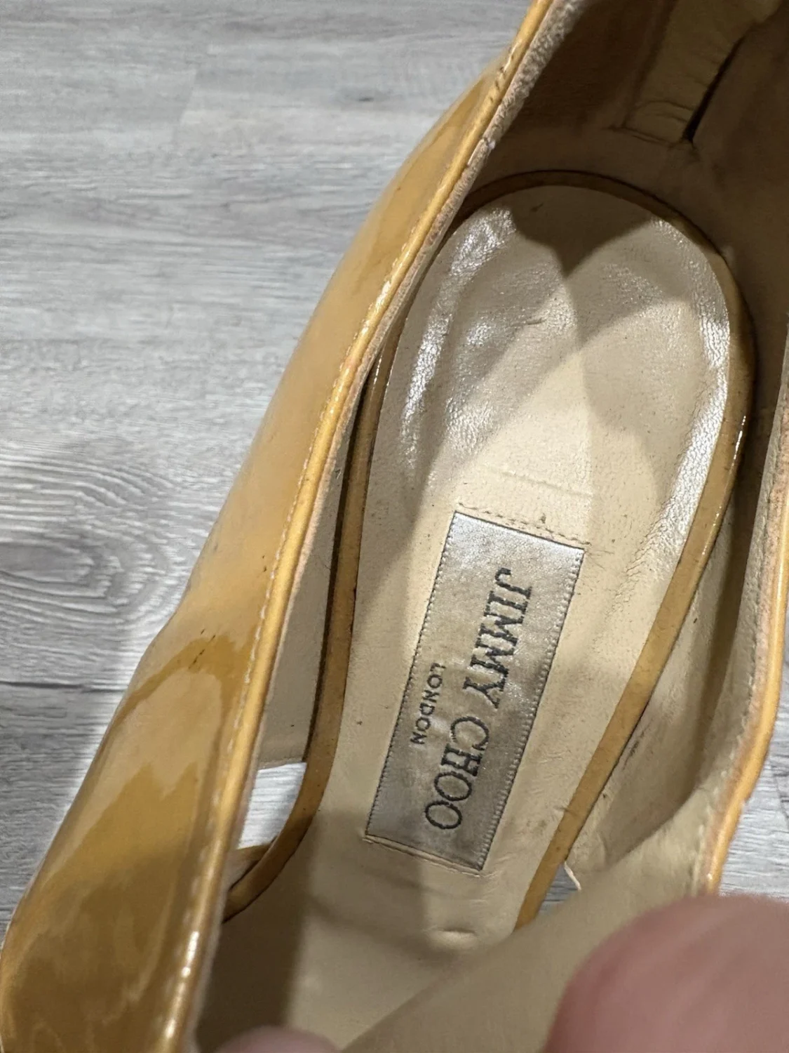Jimmy Choo 黄色漆皮厚底拉链露趾高跟鞋 38 码-