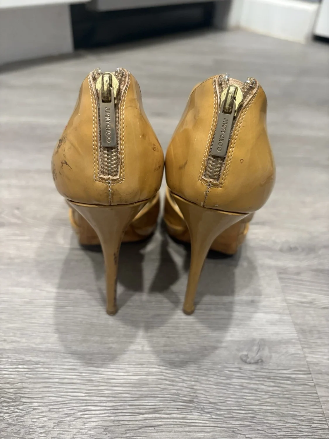 Jimmy Choo 黄色漆皮厚底拉链露趾高跟鞋 38 码-