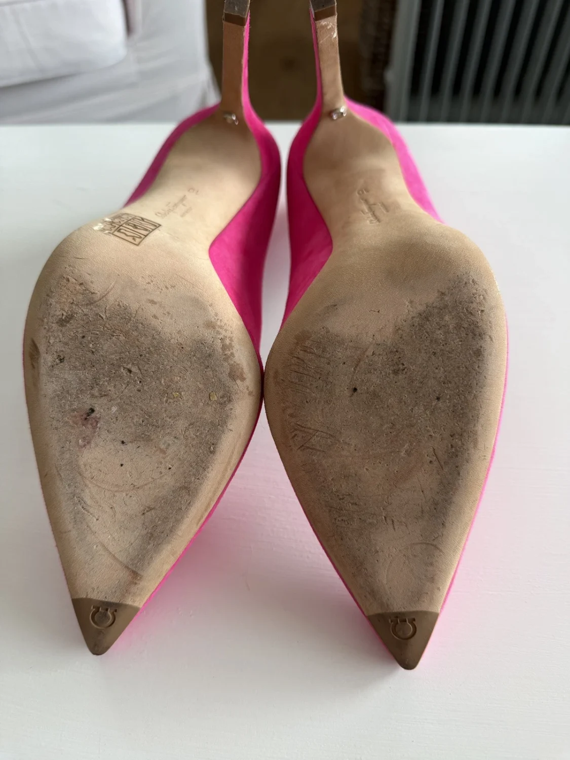 Salvatore Ferragamo Hot Pink Suede Pointed Toe Stiletto Pumps Heels