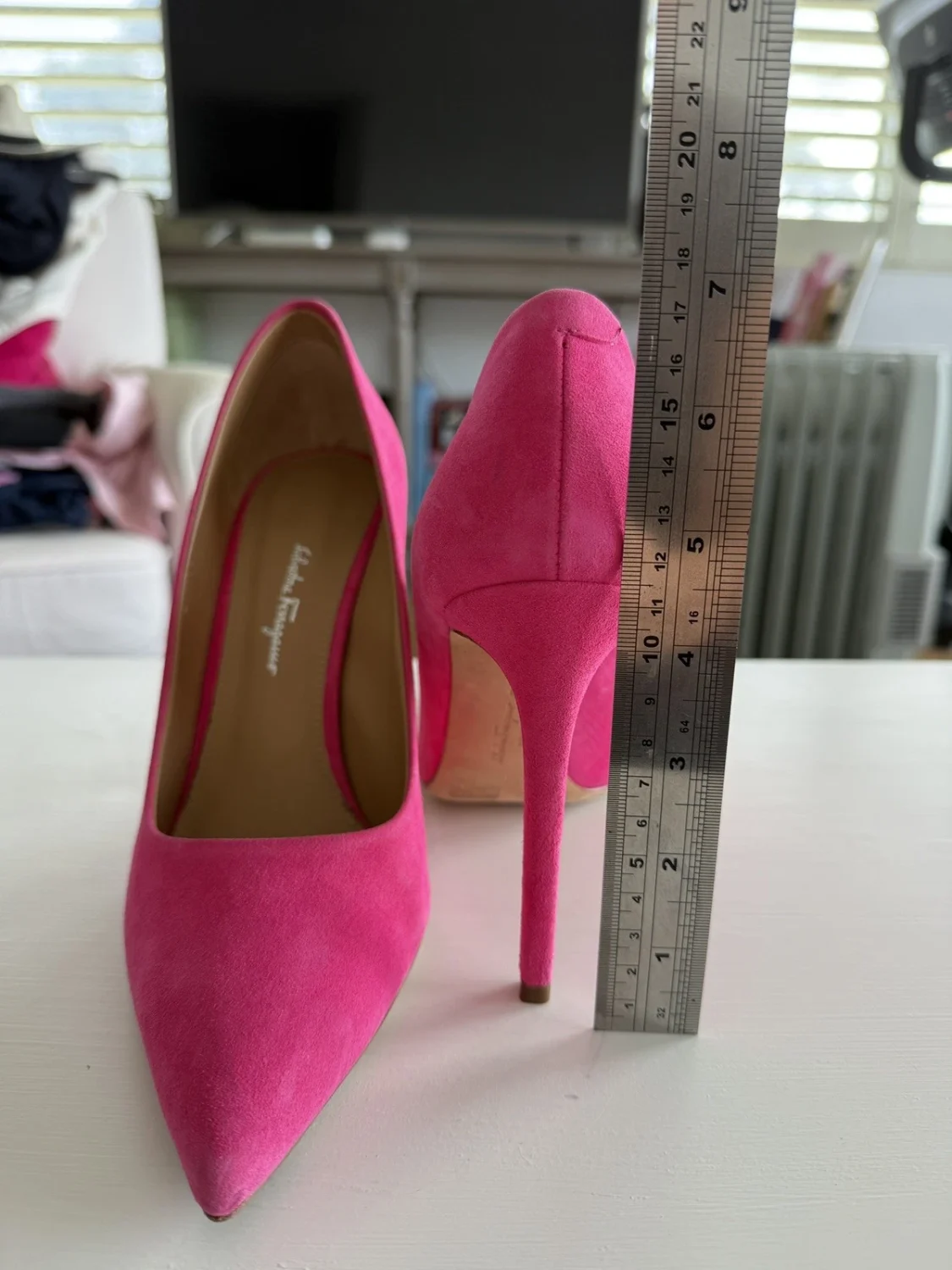 Salvatore Ferragamo Hot Pink Suede Pointed Toe Stiletto Pumps Heels