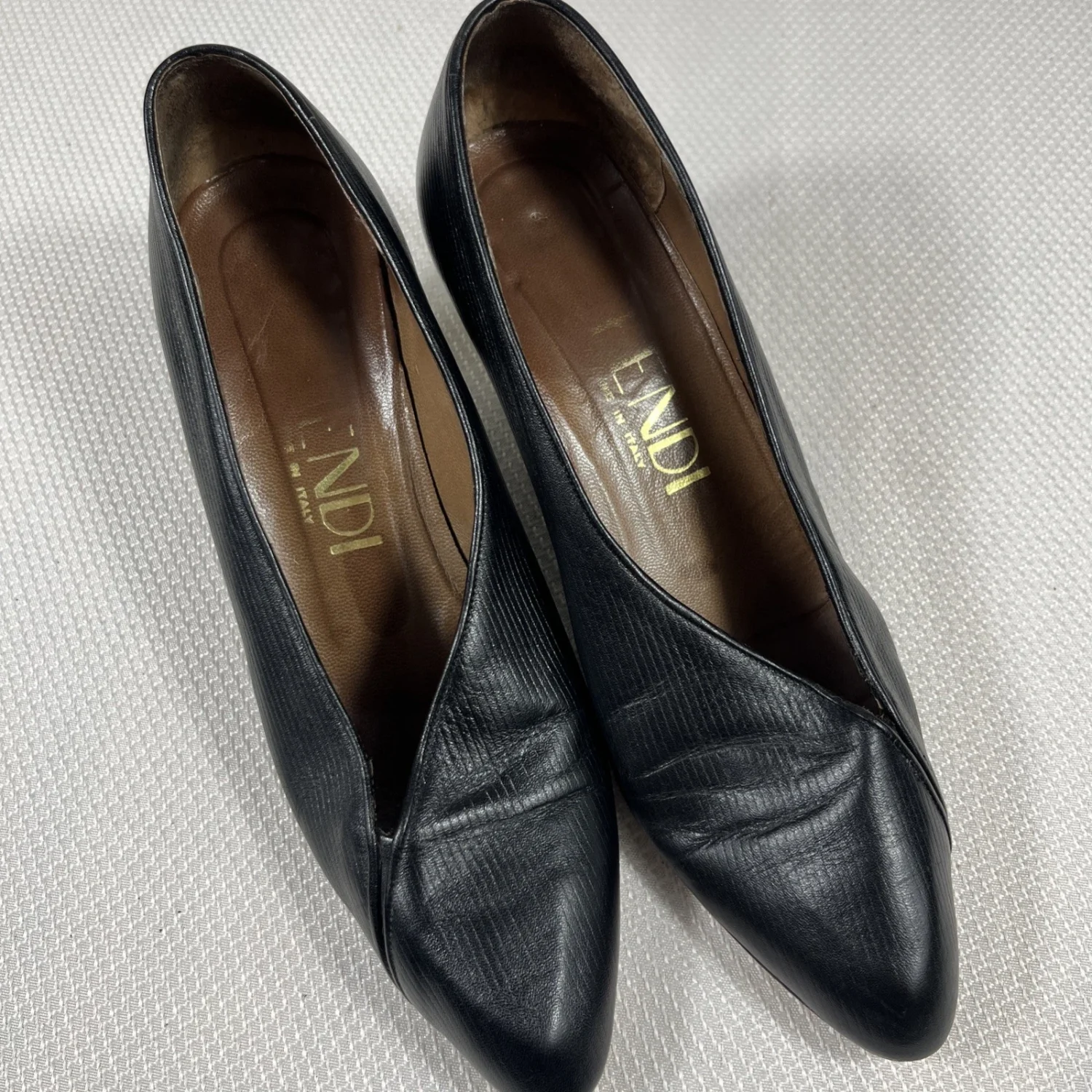 Fendi 复古 Garolino Zucchino FF 标志雕塑鞋跟黑色皮革高跟鞋 7.5 码-