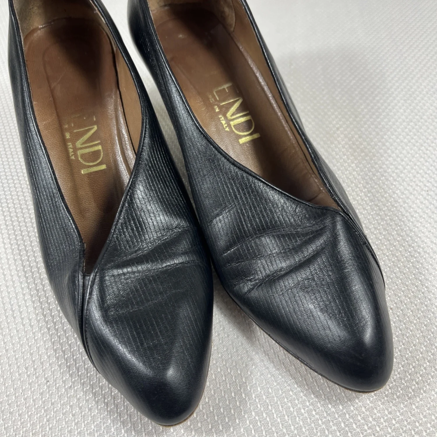 Fendi 复古 Garolino Zucchino FF 标志雕塑鞋跟黑色皮革高跟鞋 7.5 码-