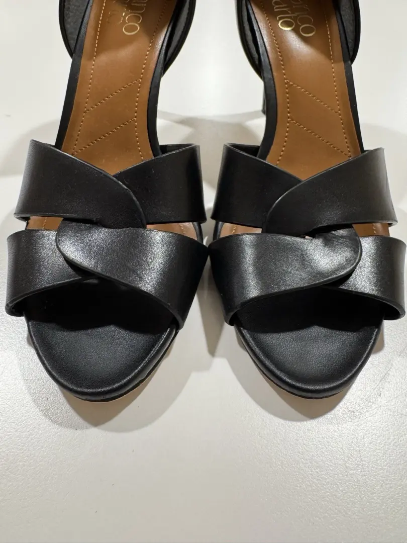 Franco Sarto Peep-Toe 高跟鞋带扭转细节尺寸 7.5 英寸黑色状况良好-