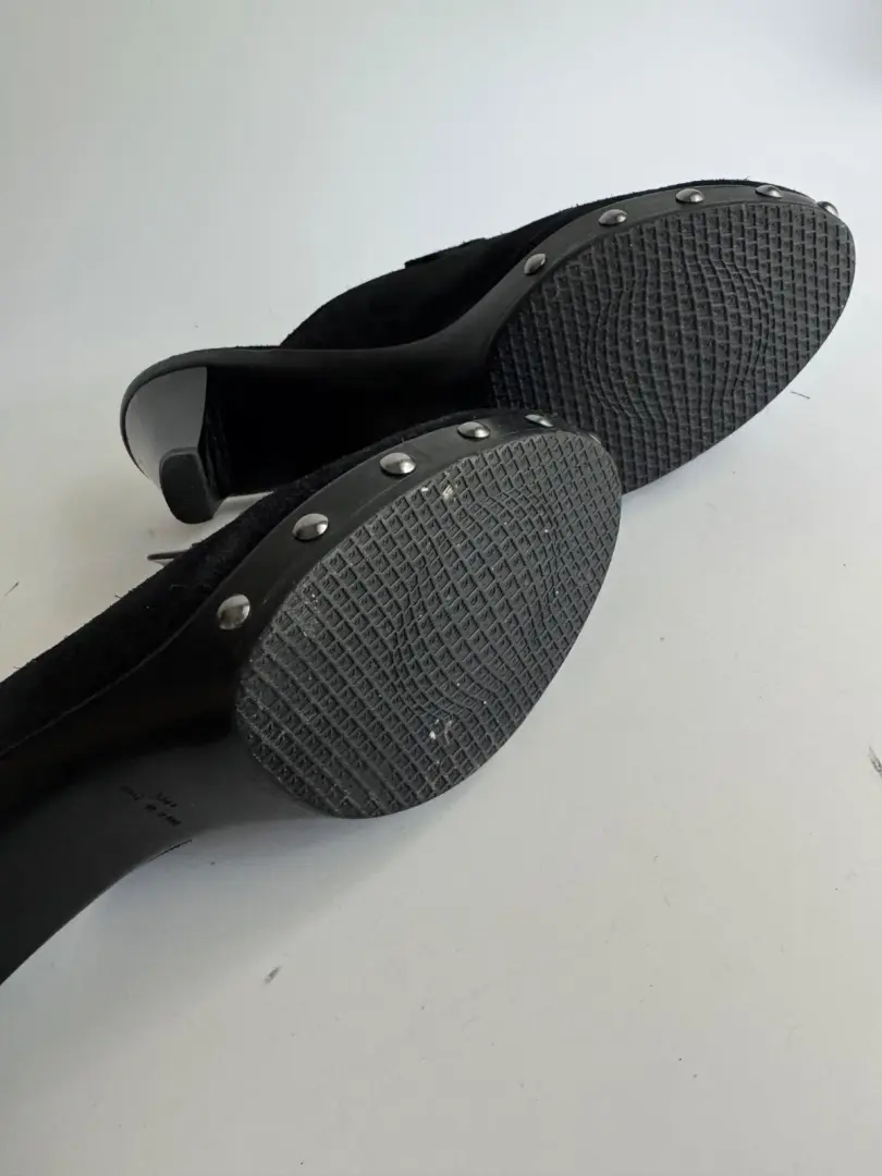 Stuart Weitzman 木屐 Y2K 拖鞋 8 码黑色麂皮绒耳钉金属扣银色 90 年代-