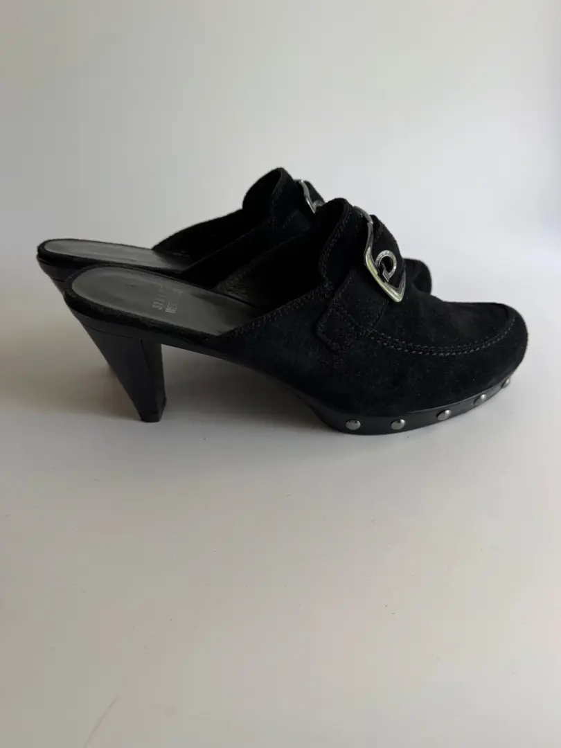Stuart Weitzman 木屐 Y2K 拖鞋 8 码黑色麂皮绒耳钉金属扣银色 90 年代-