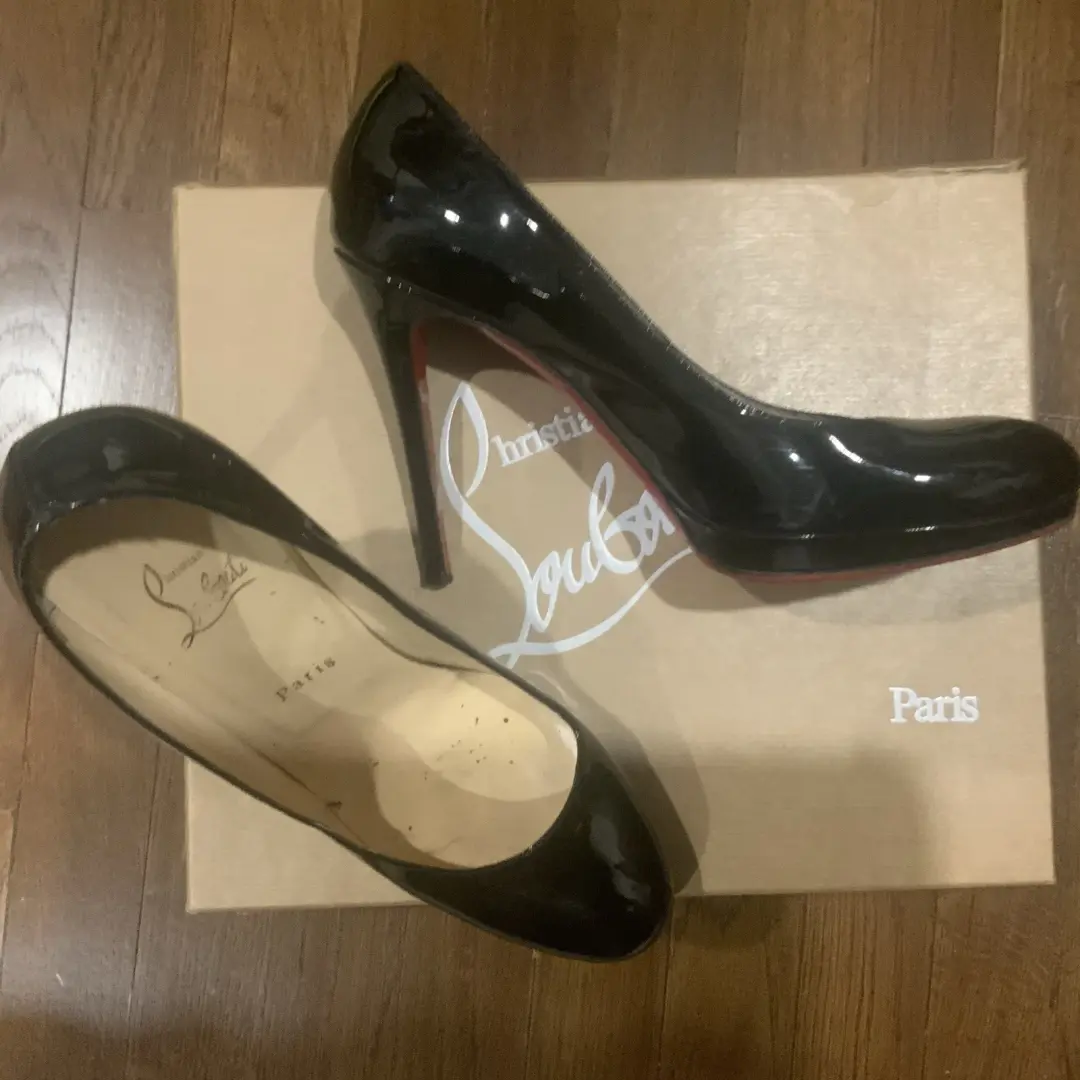 二手 Christian Louboutin Miss Sabina Pump 100 专利小牛 39.5 - 尺寸 9.5-