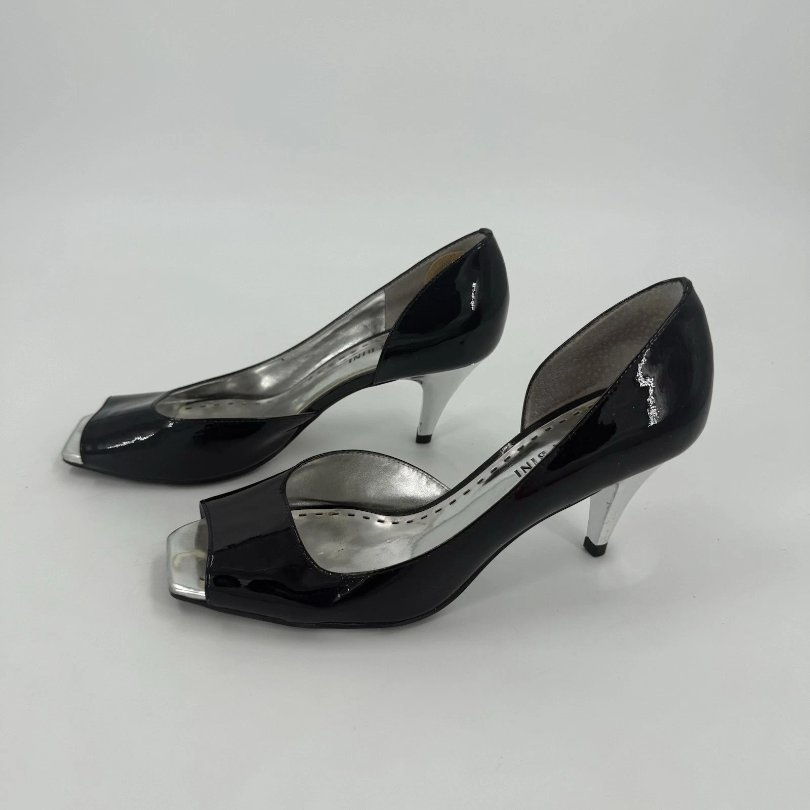 Gianni Bini 黑色漆皮露趾高跟鞋女式 7.5M 码高跟鞋-
