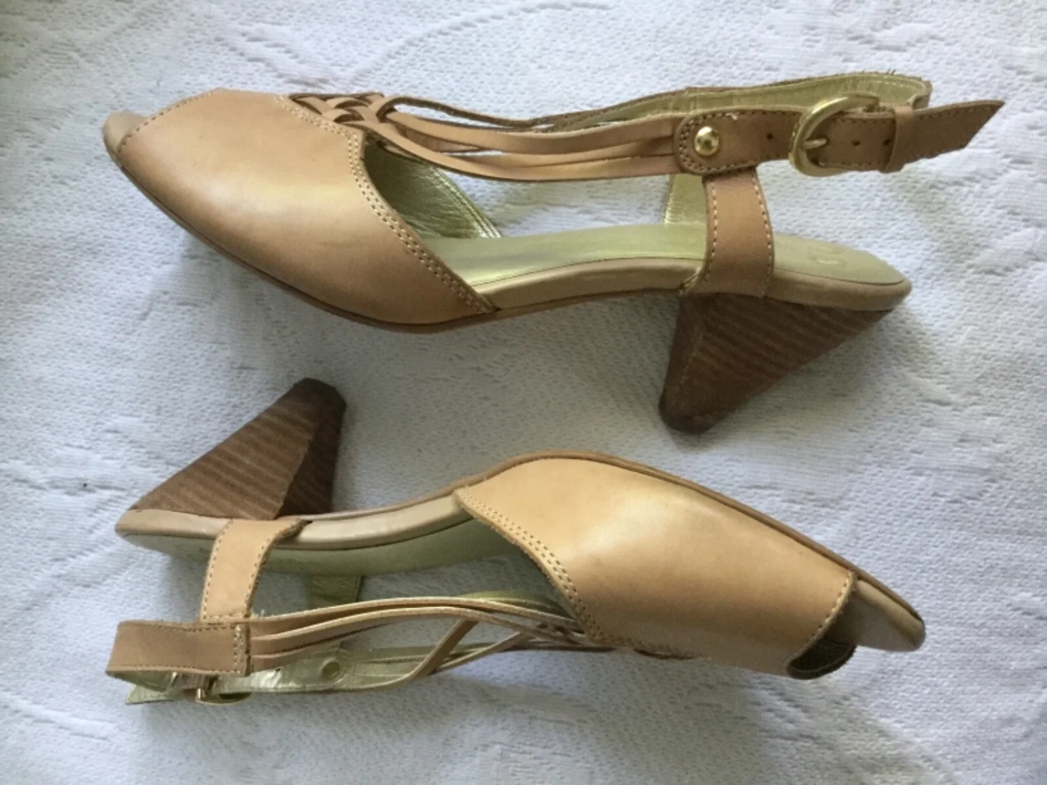 SEYCHELLES 9 M 天然皮革 PeepToe 露跟高跟鞋-