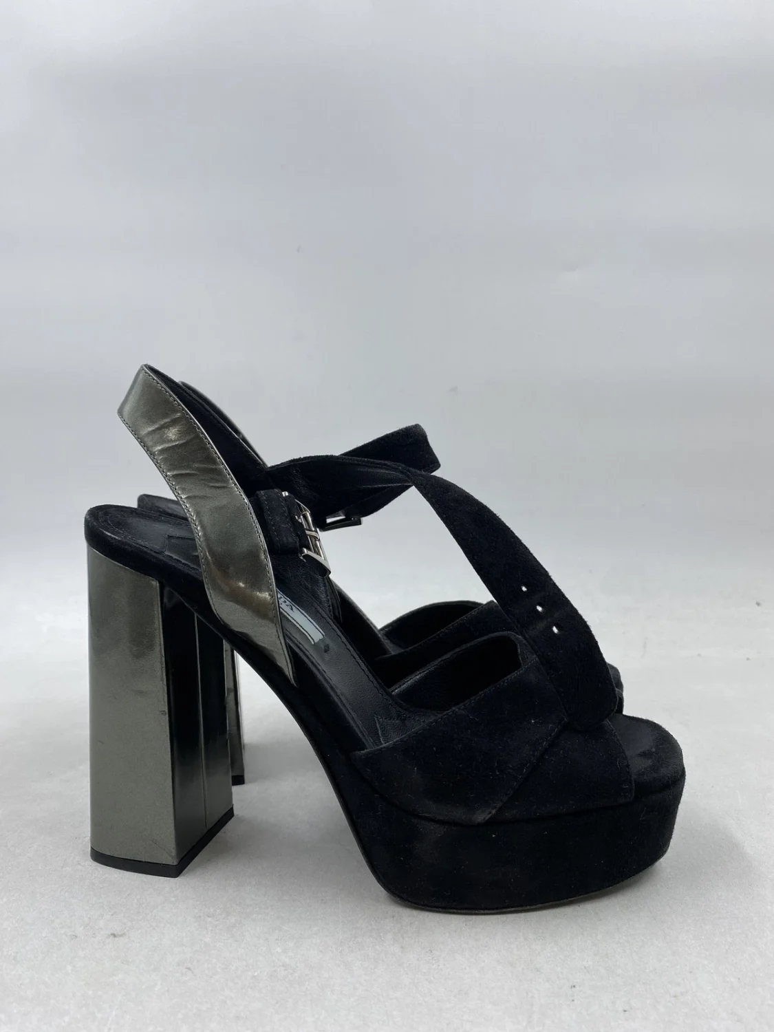 Prada 黑色麂皮绒厚底粗跟凉鞋 W 5.5-