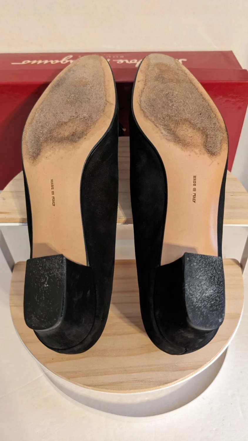 SALVATORE FERRAGAMO 精品 'LAUDAMIA 黑色 Nero Nabuck 小牛 9 AAAA 泵愈合-