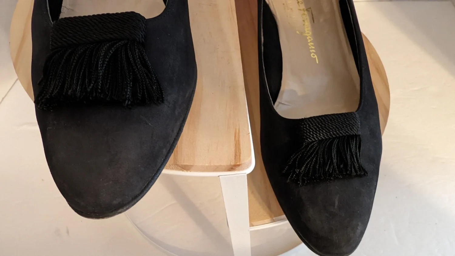 SALVATORE FERRAGAMO 精品 'LAUDAMIA 黑色 Nero Nabuck 小牛 9 AAAA 泵愈合-