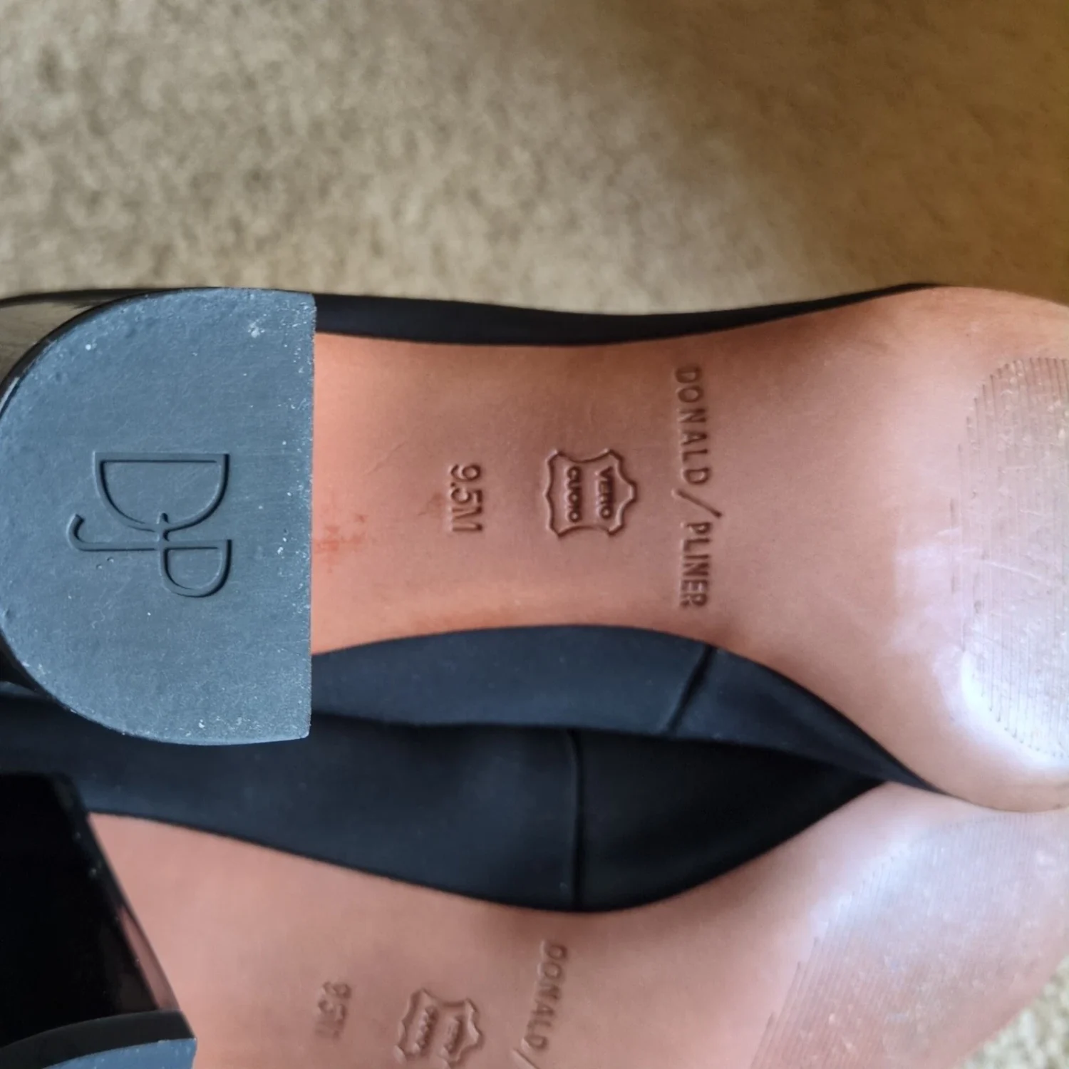 Donald J. Pliner Corin 高跟鞋 黑色女鞋 9.5M 码-