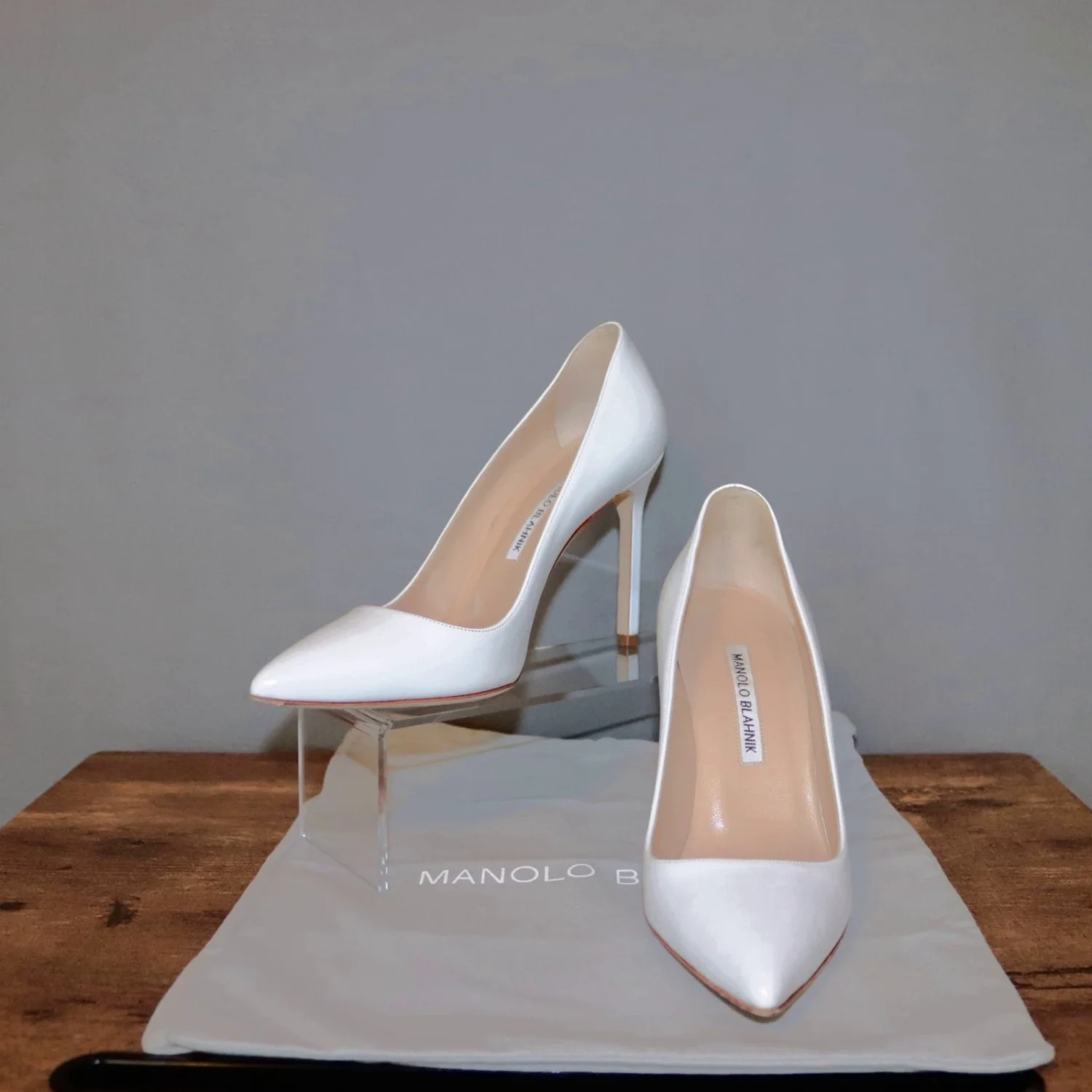 Manolo Blahnik 37.5 白色细高跟鞋经典 BB 高跟鞋-