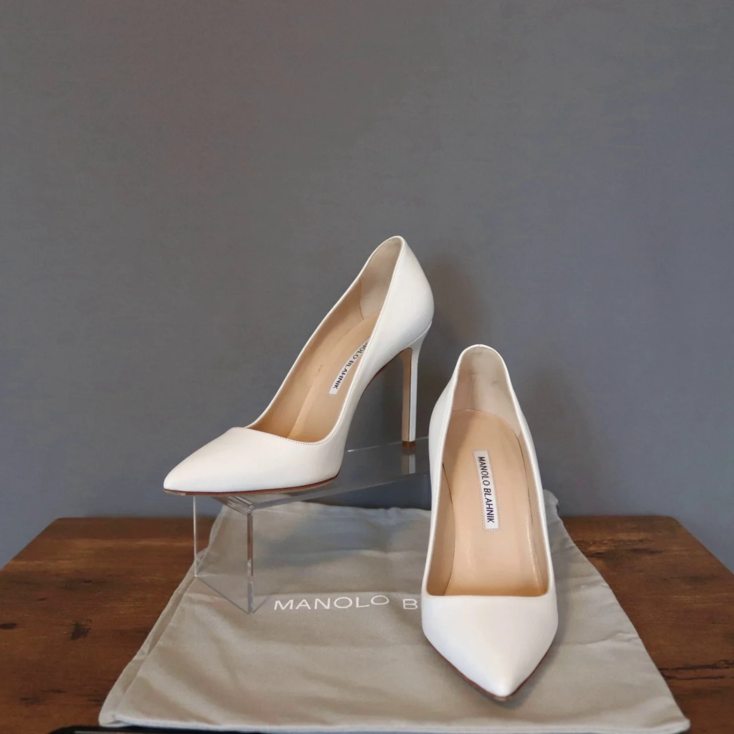 Manolo Blahnik 37.5 白色细高跟鞋经典 BB 高跟鞋-