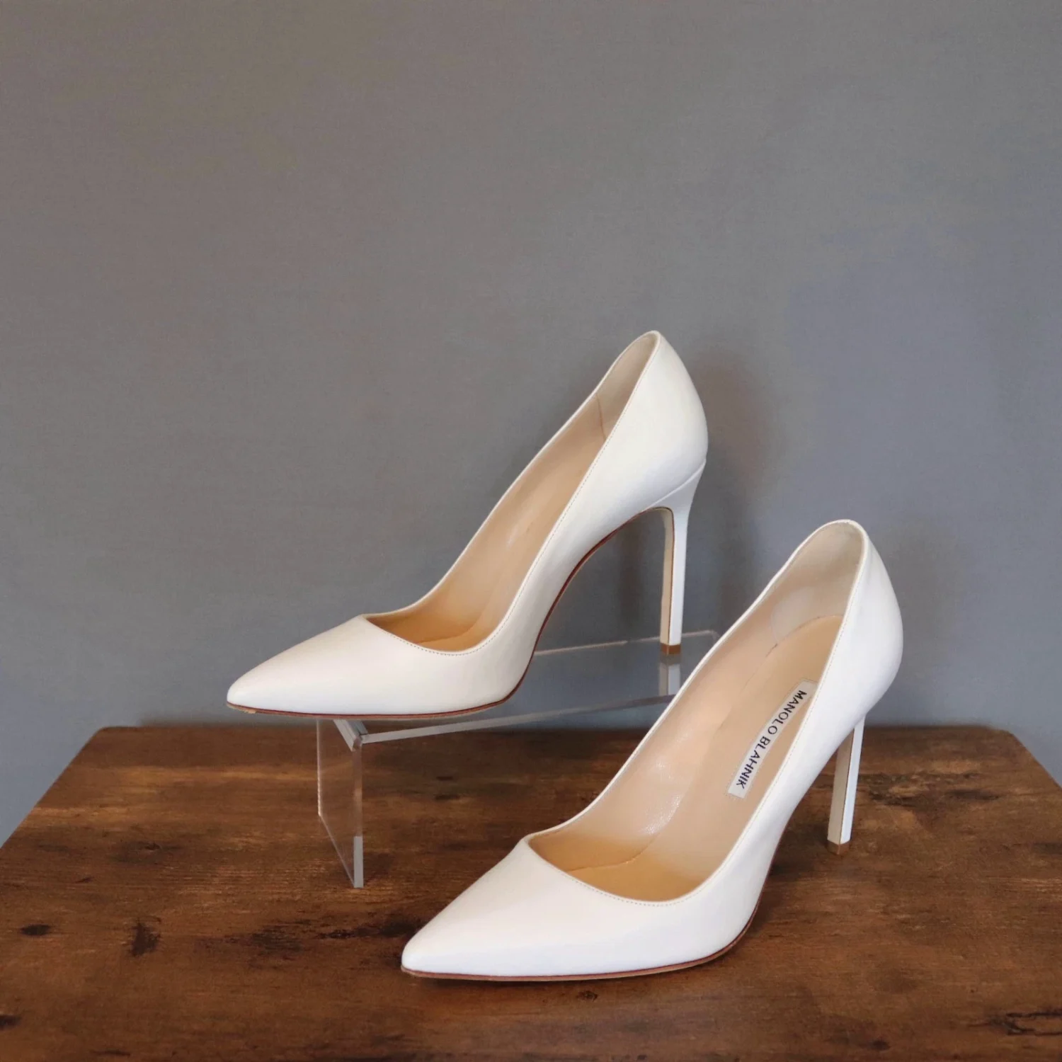 Manolo Blahnik 37.5 白色细高跟鞋经典 BB 高跟鞋-