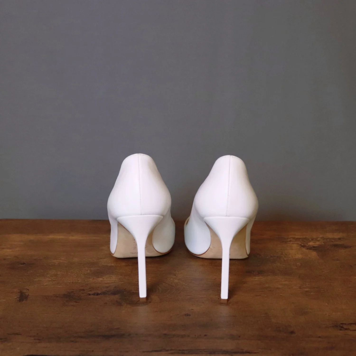 Manolo Blahnik 37.5 白色细高跟鞋经典 BB 高跟鞋-