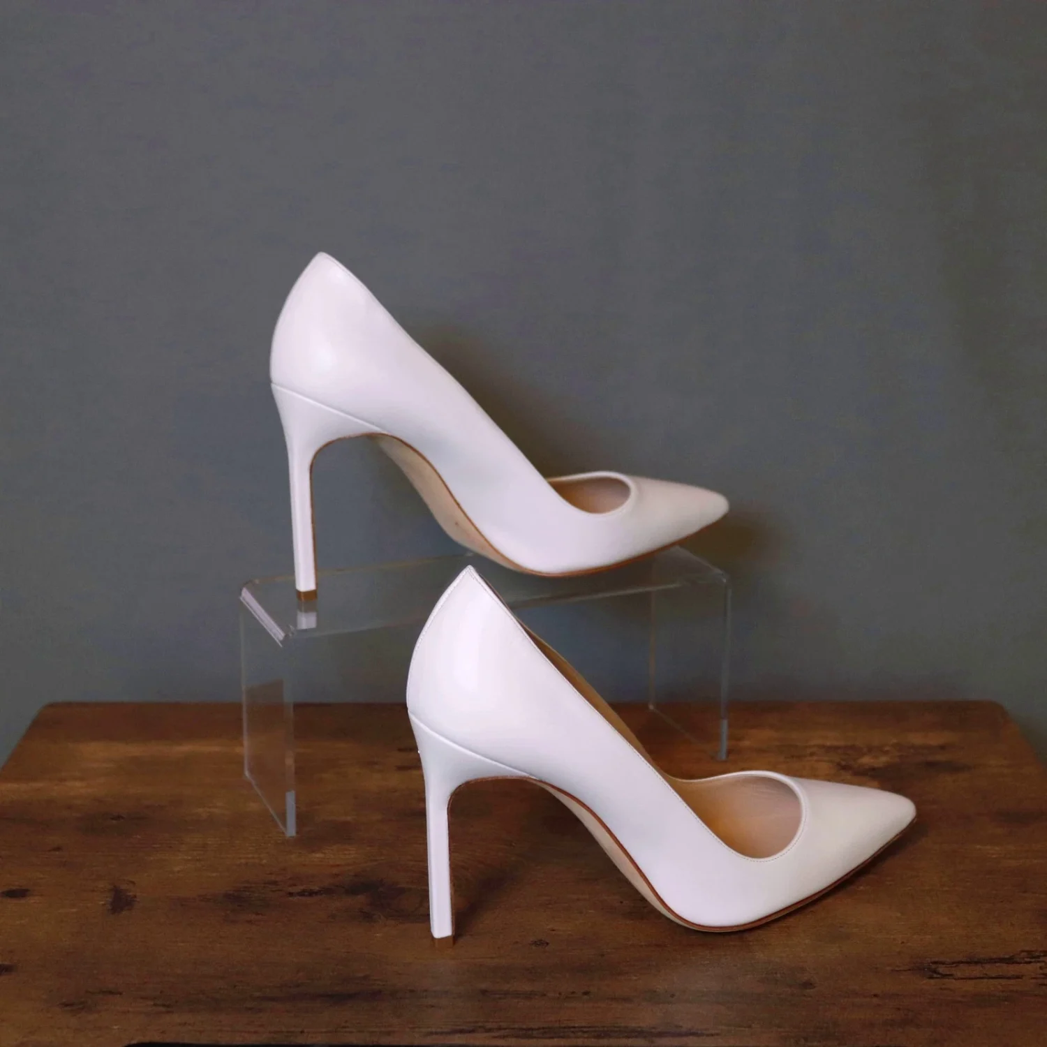 Manolo Blahnik 37.5 白色细高跟鞋经典 BB 高跟鞋-