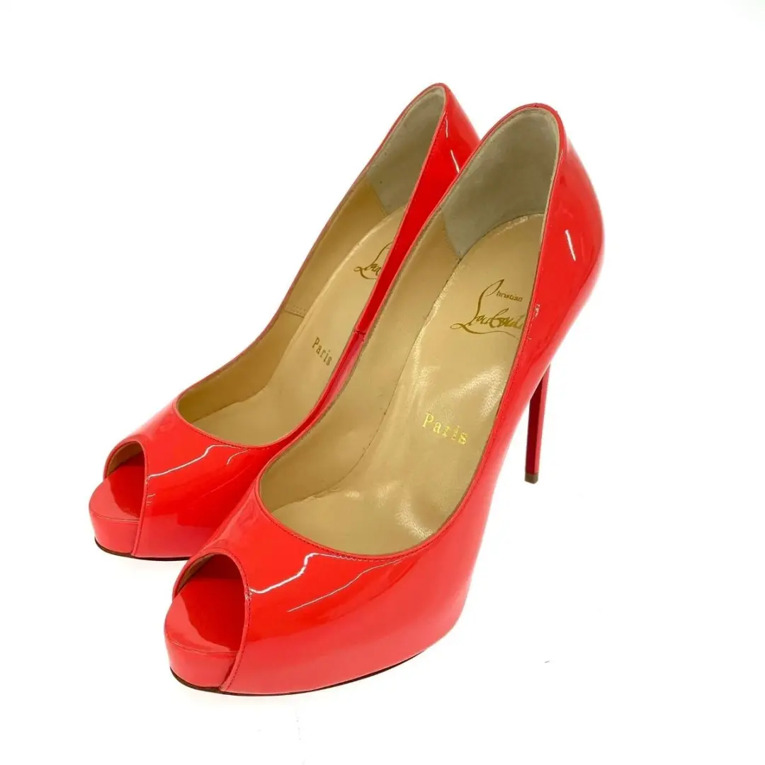 Christian Louboutin 粉色专利窥视泵 36-
