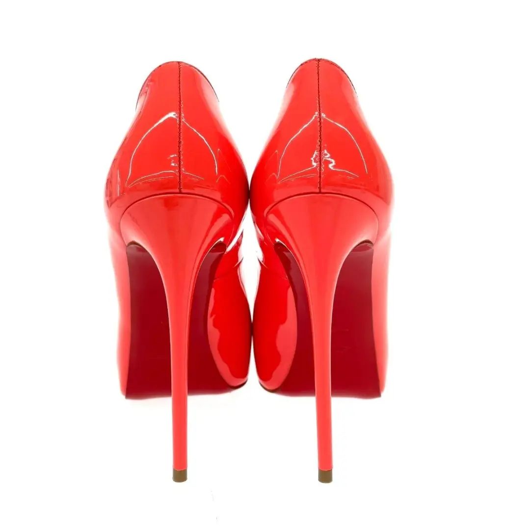 Christian Louboutin 粉色专利窥视泵 36-