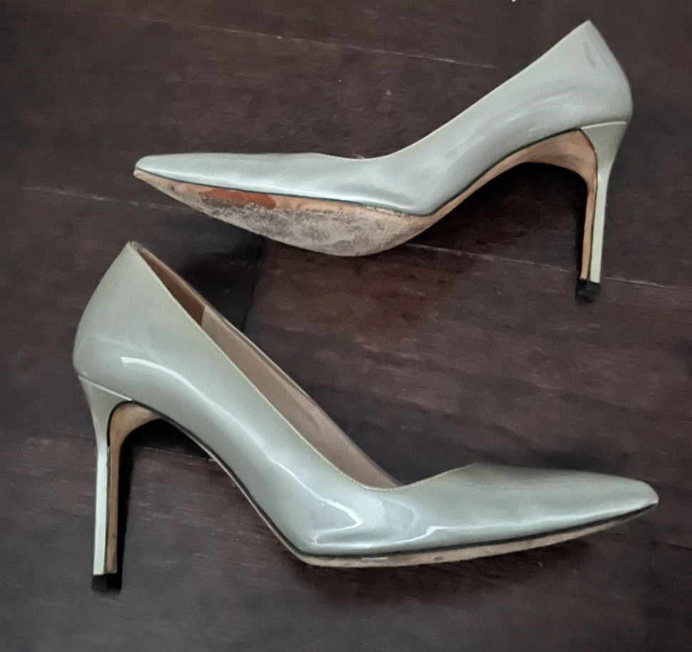 Manolo Blahnik 漆皮高跟鞋银色美国 8.5 | 欧盟 38.5-