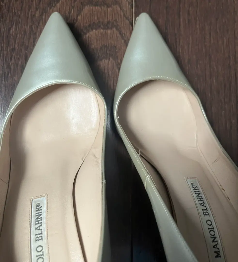 Manolo Blahnik 漆皮高跟鞋银色美国 8.5 | 欧盟 38.5-
