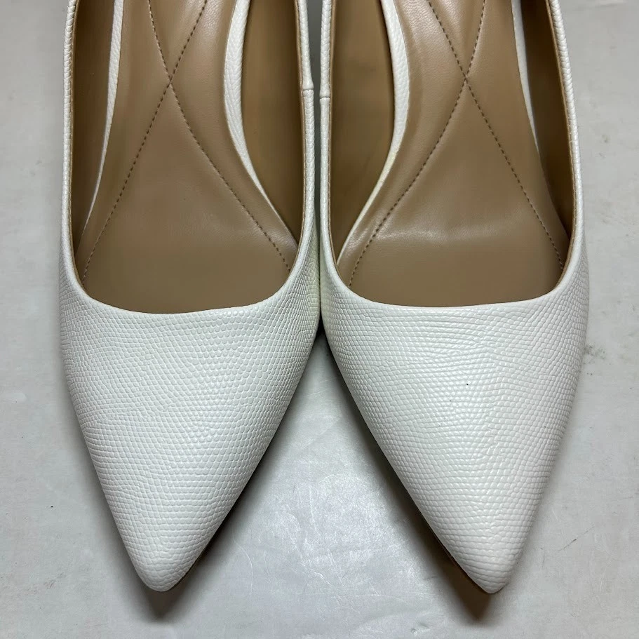 Alfani 女式 9.5 M 白色人造皮革牛仔裤尖头高跟鞋 DISPLAYNA5-