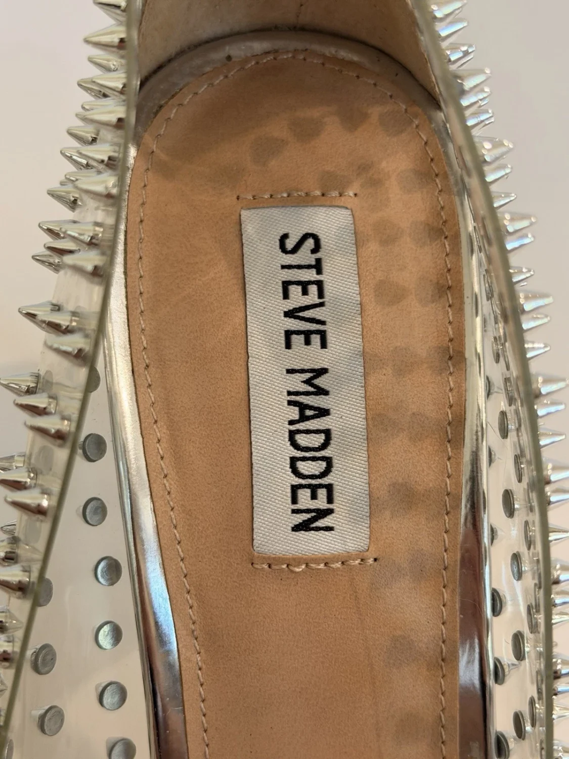 Steve Madden Vala带钉透明高跟鞋银色铆钉高跟鞋女式10码-