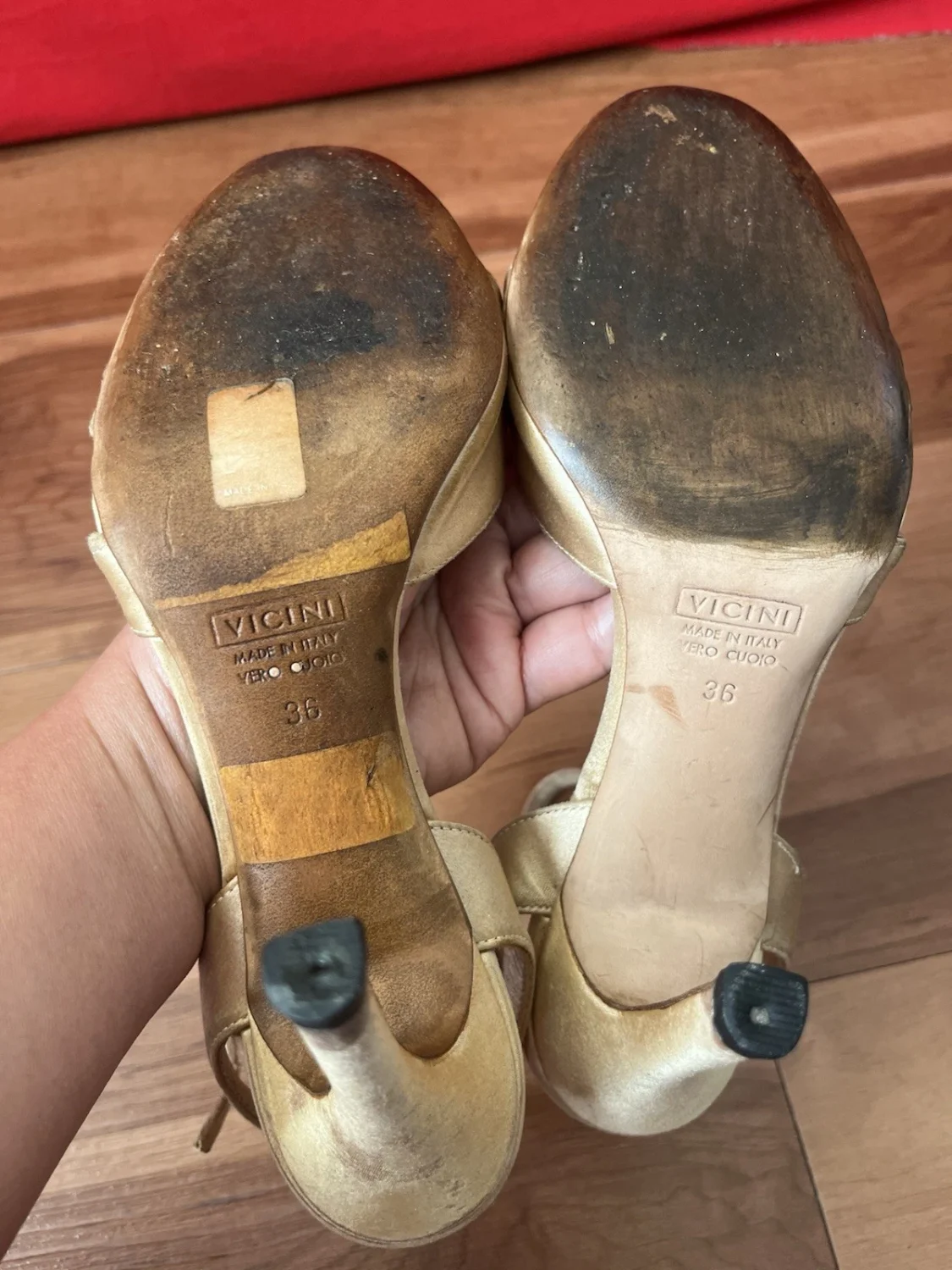 Giuseppe Zanotti 珠宝米色脚踝鞋 36 码-