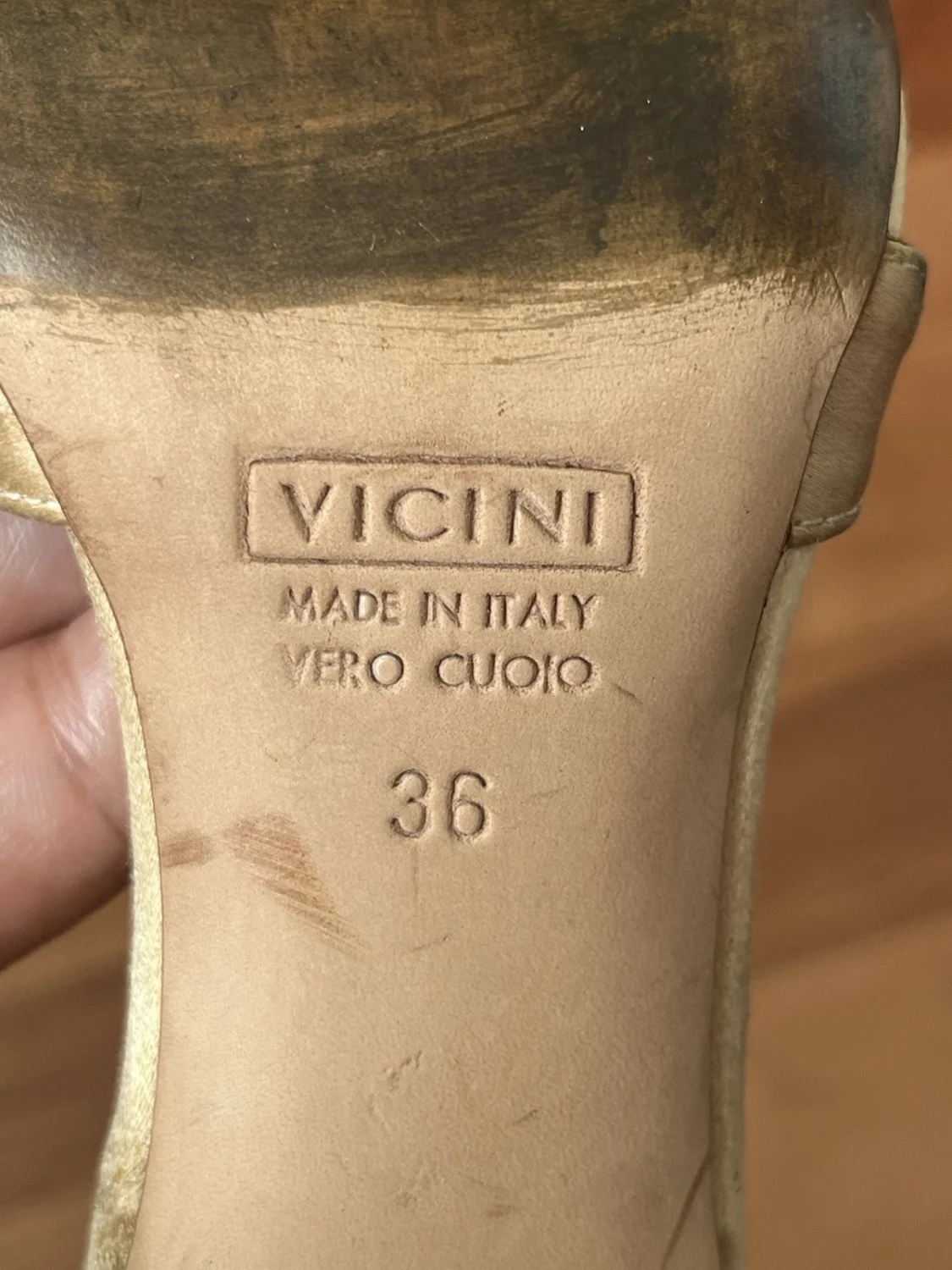 Giuseppe Zanotti 珠宝米色脚踝鞋 36 码-