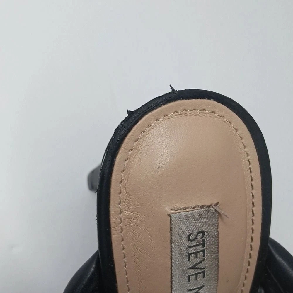 Steve Madden Kenley 高跟鞋凉鞋,一款无带 4.5 英寸高跟鞋的骡子-