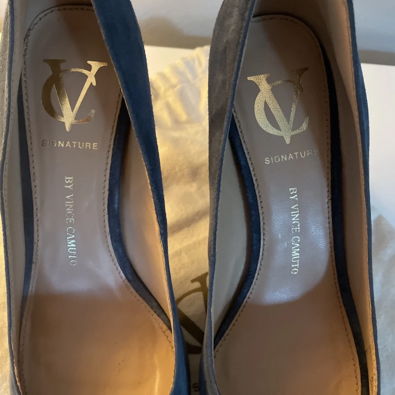 Vince Camuto 蓝色麂皮绒高跟鞋女式 7 1/2 二手-