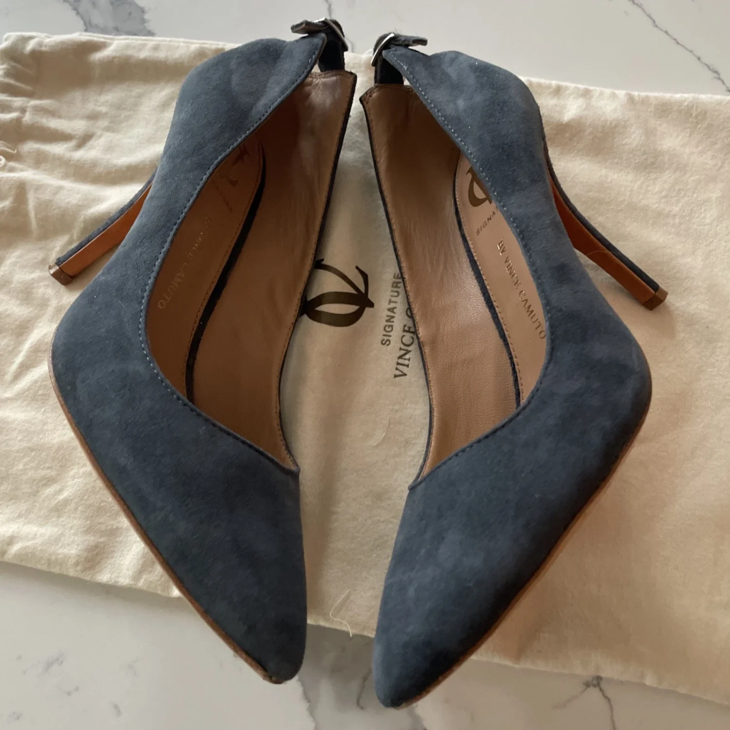 Vince Camuto 蓝色麂皮绒高跟鞋女式 7 1/2 二手-
