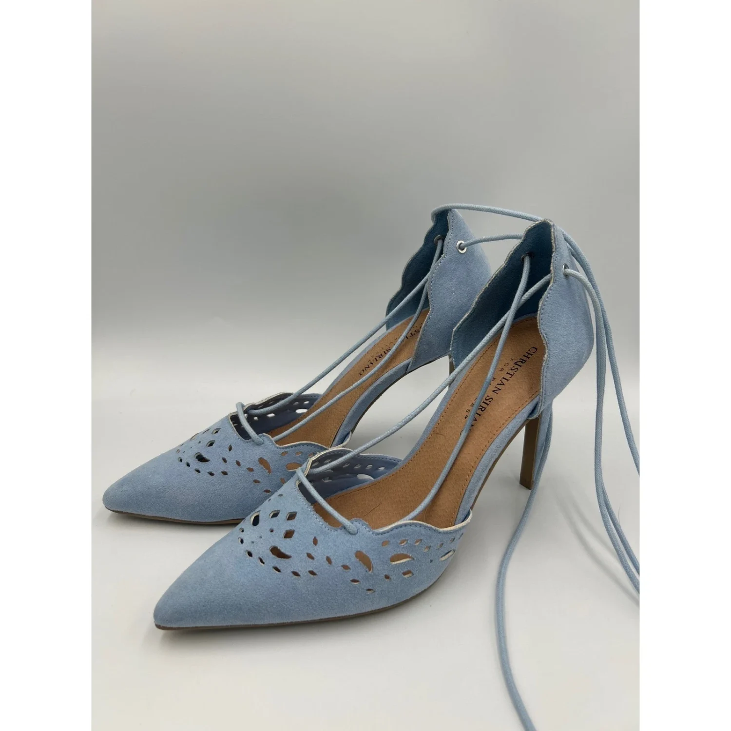 Christian Siriano 适用于 Payless 浅蓝色系带激光切割尖头高跟鞋 9-