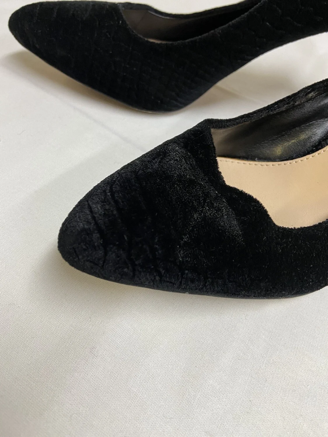 Vince Camuto女式高跟鞋7.5黑色拉丝绒高跟鞋懒人鞋-