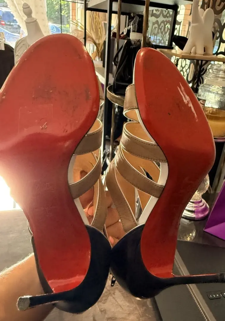 Christian Louboutin BEAUTYK 85 KID 鞋 Stilletto 39 美国尺码 8 米色 穿过一次-