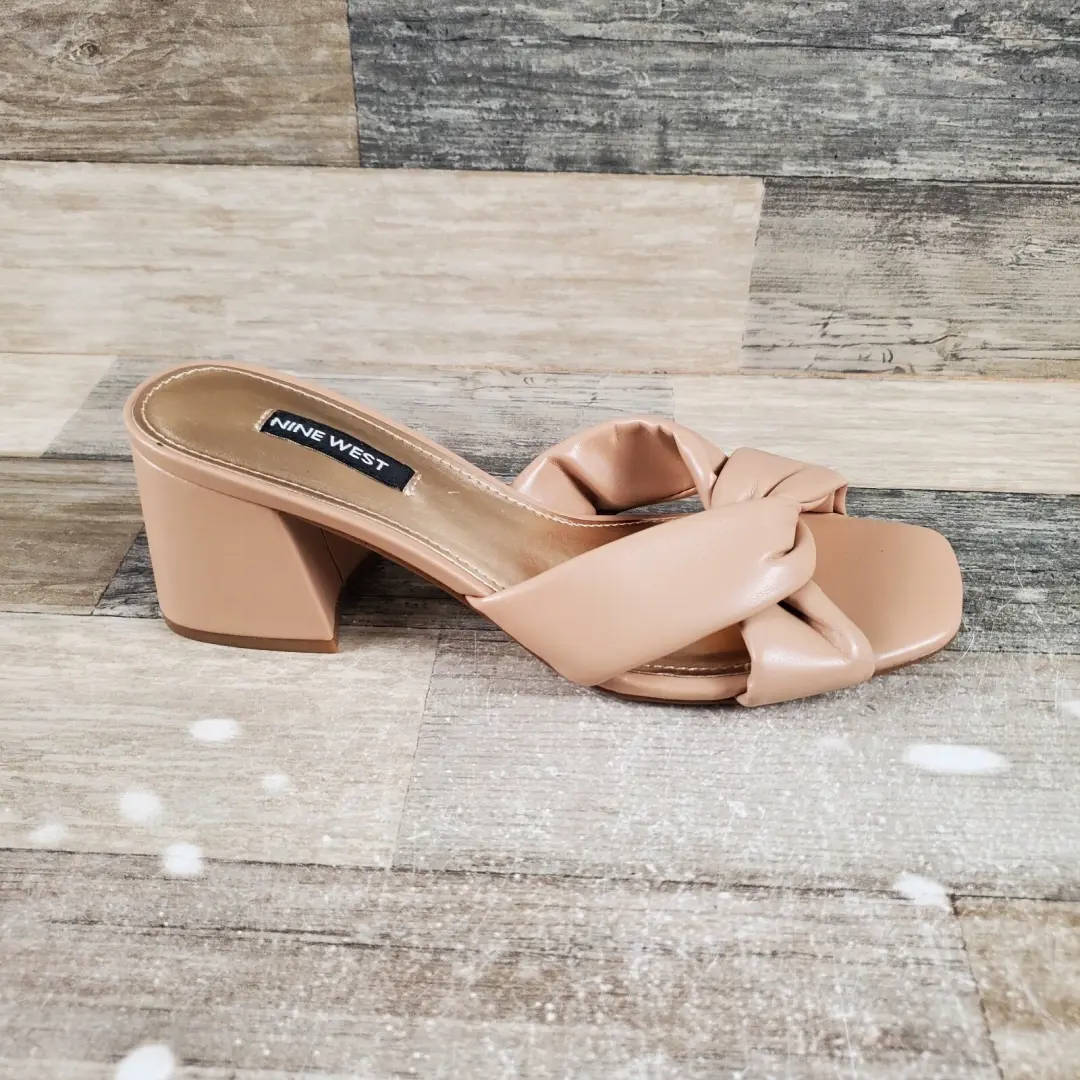 Nine West Gather 3 女式凉鞋 7.5 M 码暖腮红皮革懒人粗跟-