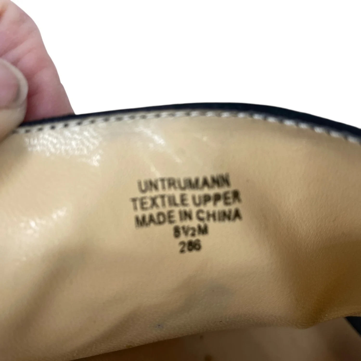Unisa 女式露趾凉鞋黑色麂皮绒 8.5M 码方跟二手状况完好-