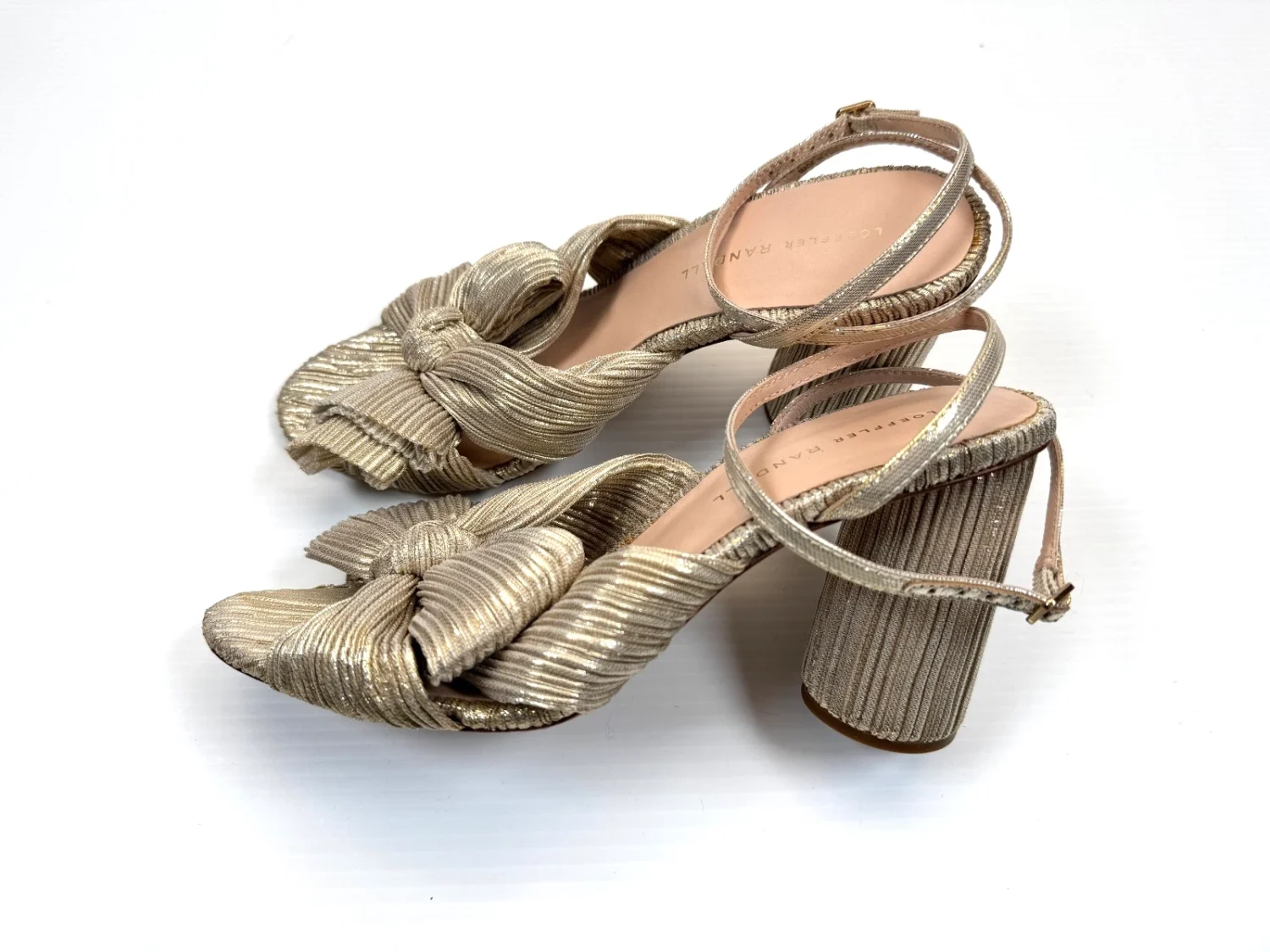 Loeffler Randall Camellia 连衣裙凉鞋女式 9B 二手状况完好 $395 百褶蝴蝶结高跟鞋-