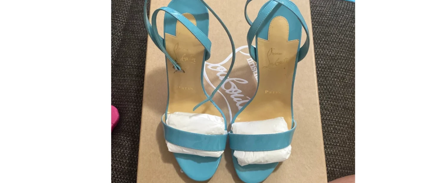 Christian Louboutin高跟鞋39-