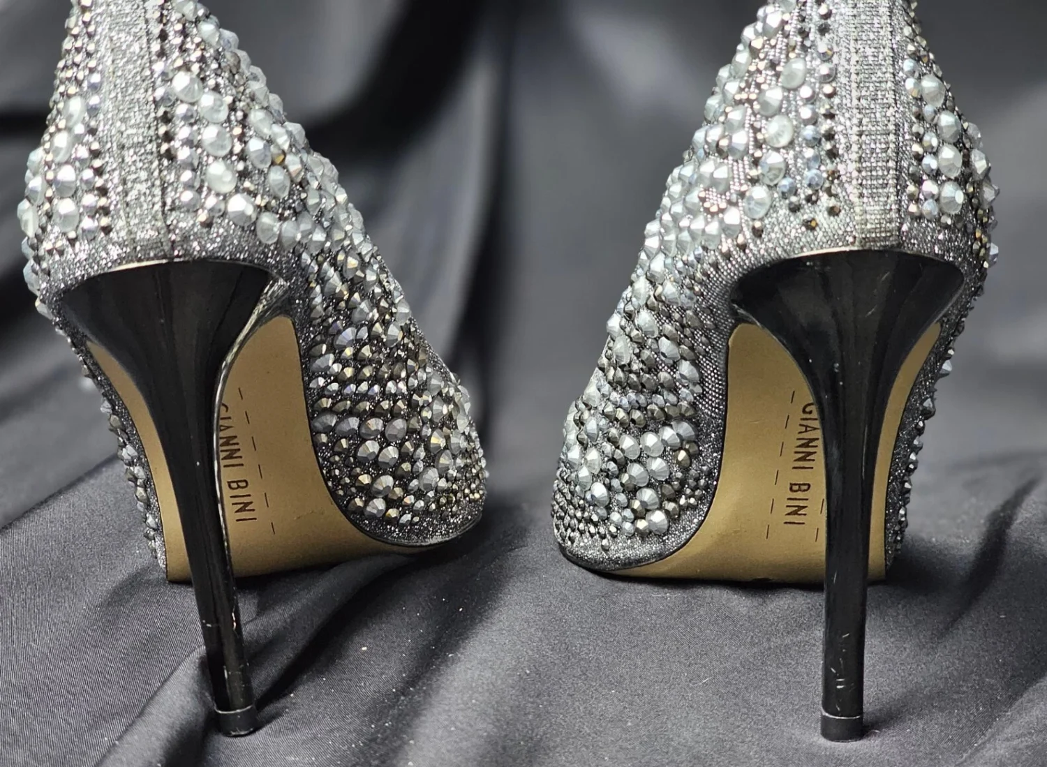 Gianni Bini 女式铆钉细高跟鞋尖头懒人鞋 7M 码-