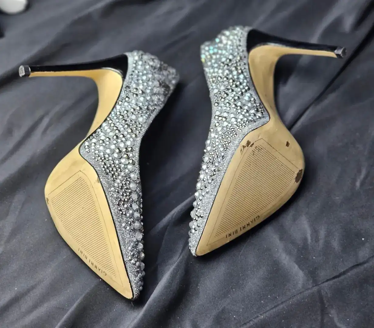 Gianni Bini 女式铆钉细高跟鞋尖头懒人鞋 7M 码-