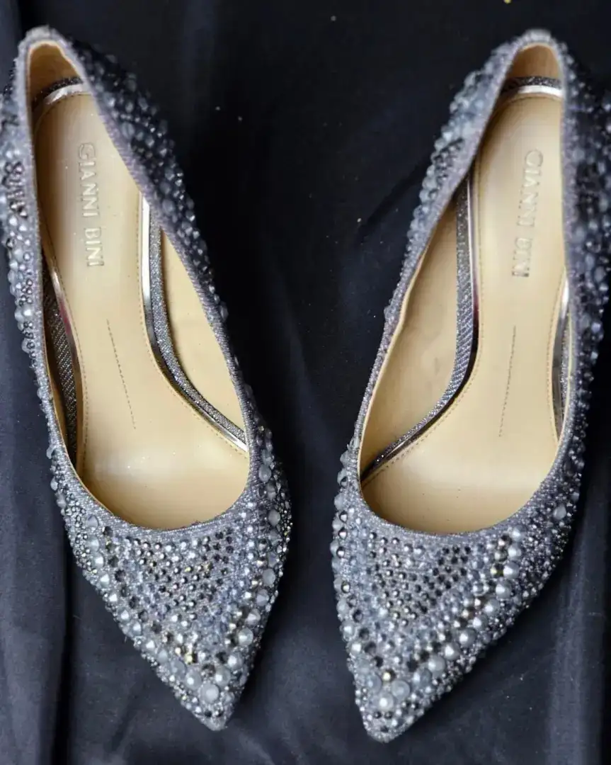 Gianni Bini 女式铆钉细高跟鞋尖头懒人鞋 7M 码-